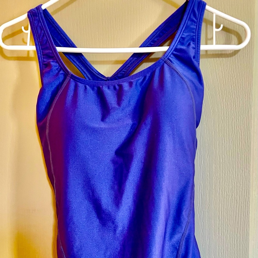 SPEEDO WOMANS BATHING SUIT 8-10